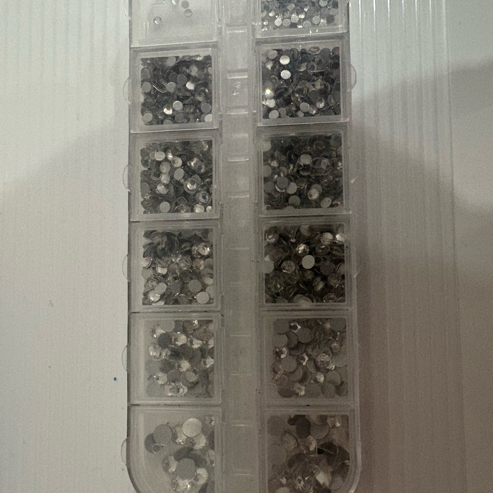 Assorted Craft Rhinestones Set - Picture 3 of 4